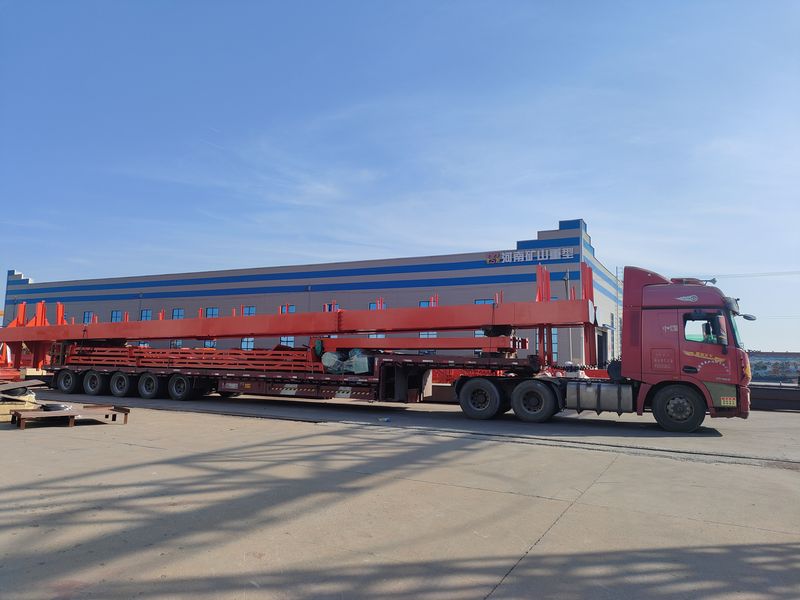 電動(dòng)葫蘆門式起重機(jī)  2臺(tái) MHxh10t—24m 制作完成，發(fā)往湖北交付客戶使用