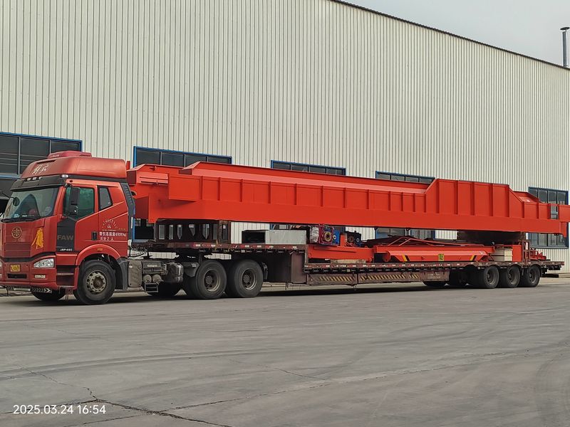 通用橋式起重機 QDXX32/5t—19.5m 電動單梁橋式起重機 2臺 LD10t—16.5m 制作完成，發(fā)往河北石家莊交付客戶使用。